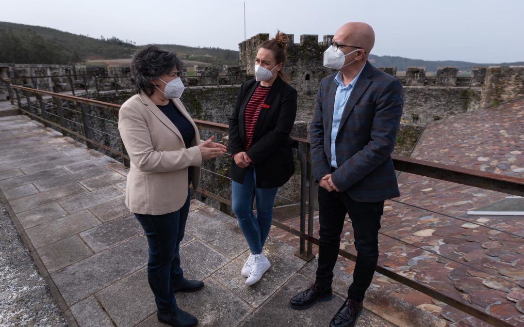 La Deputación da Coruña colaborará en la renovación de los contenidos del Castillo de Moeche