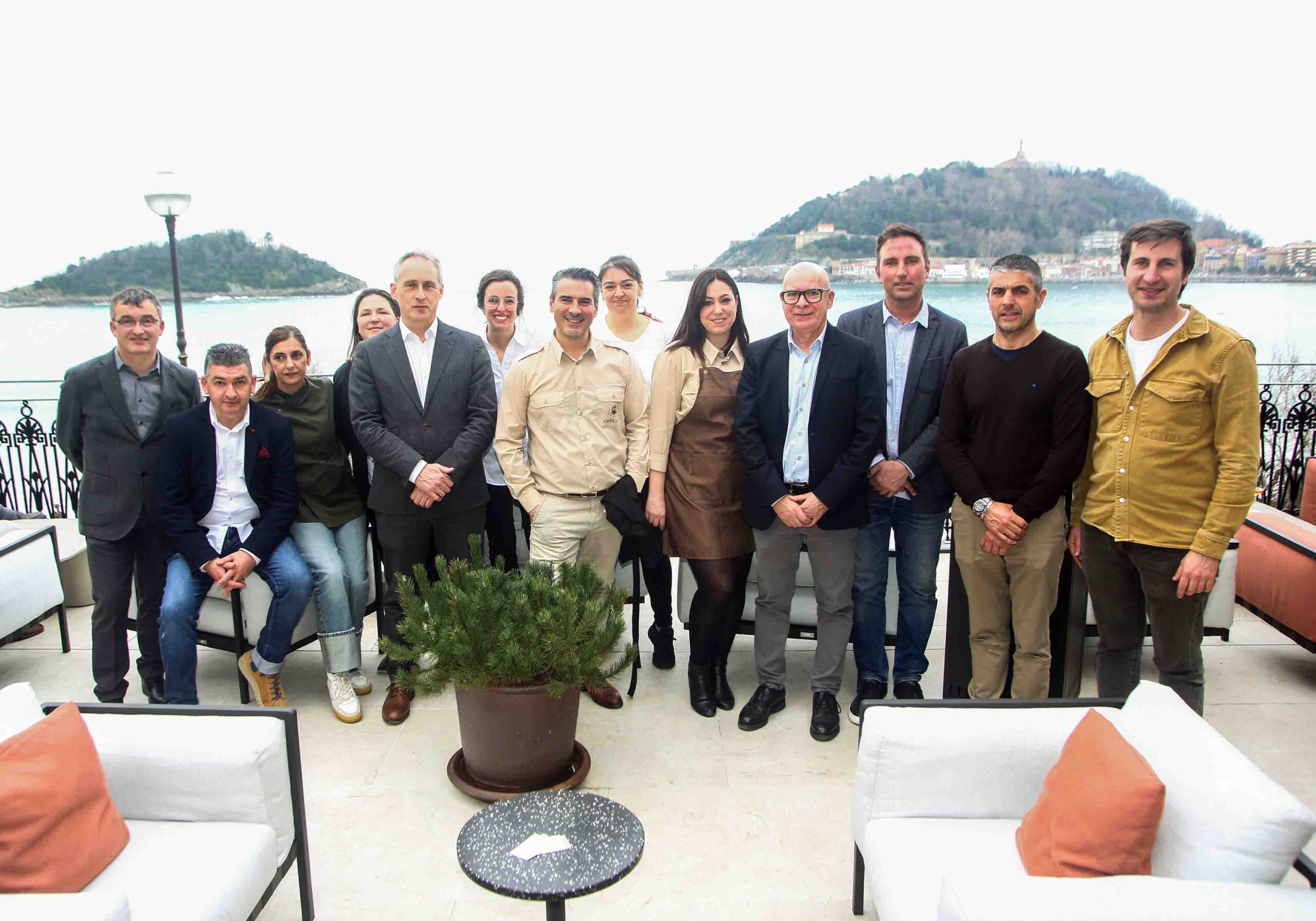 La Deputación lleva la provincia de A Coruña a Donostia